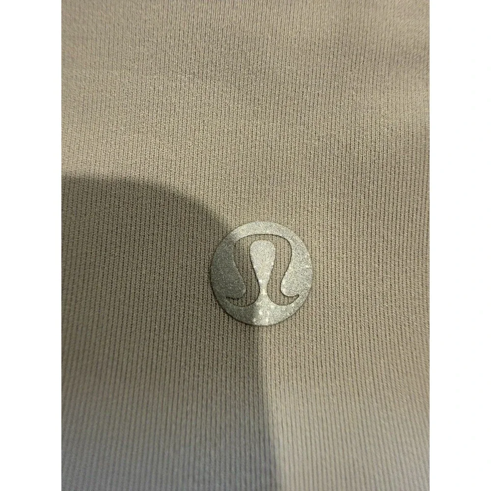 Lululemon Train 7/8 Leggings Women’s Size 4 Mesh Panels Waistband Pocket